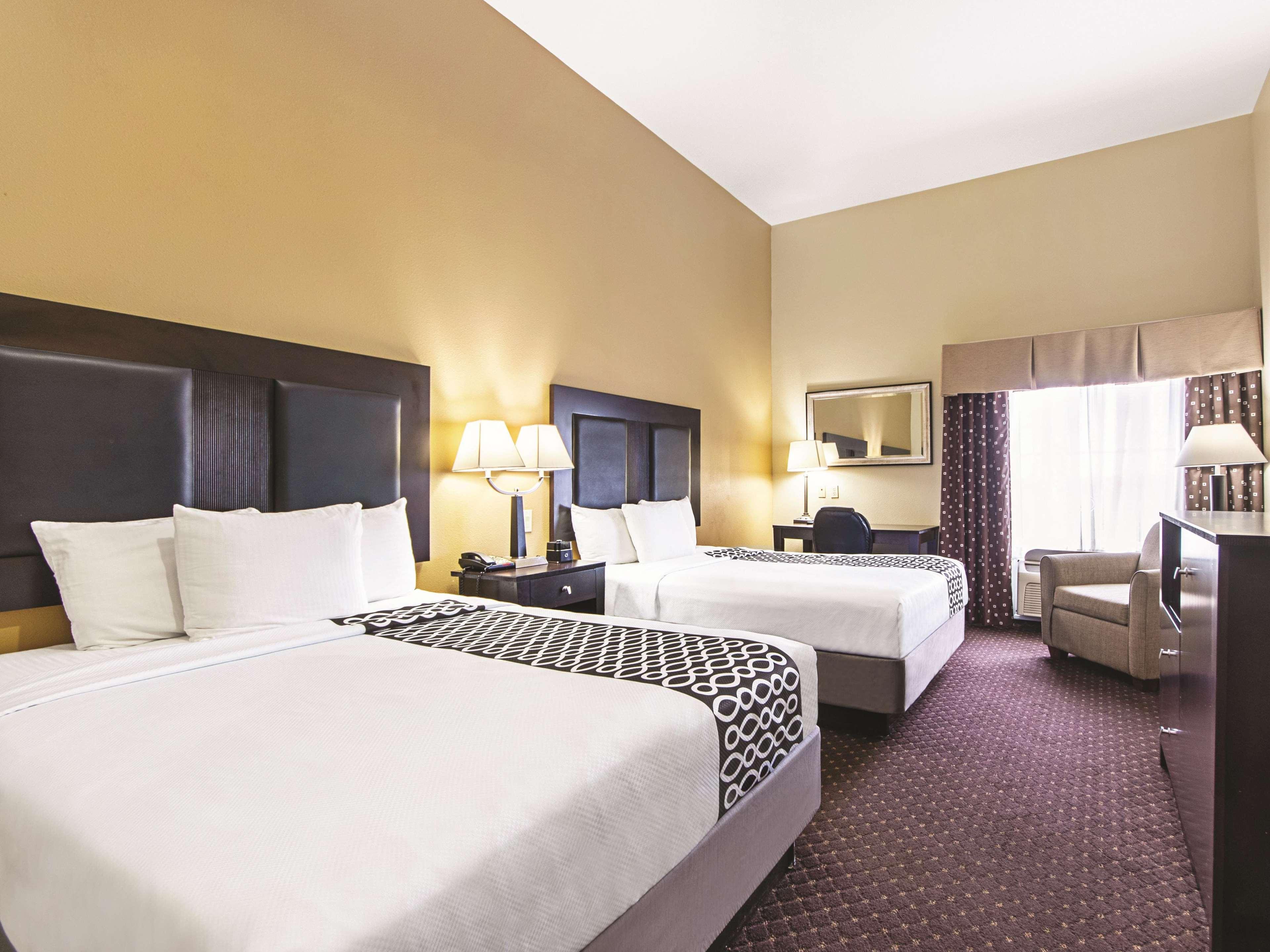 La Quinta By Wyndham Houston New Caney Esterno foto